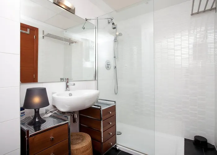 Comfortable In Mislata - 50 M² - Parking Included * Валенсия